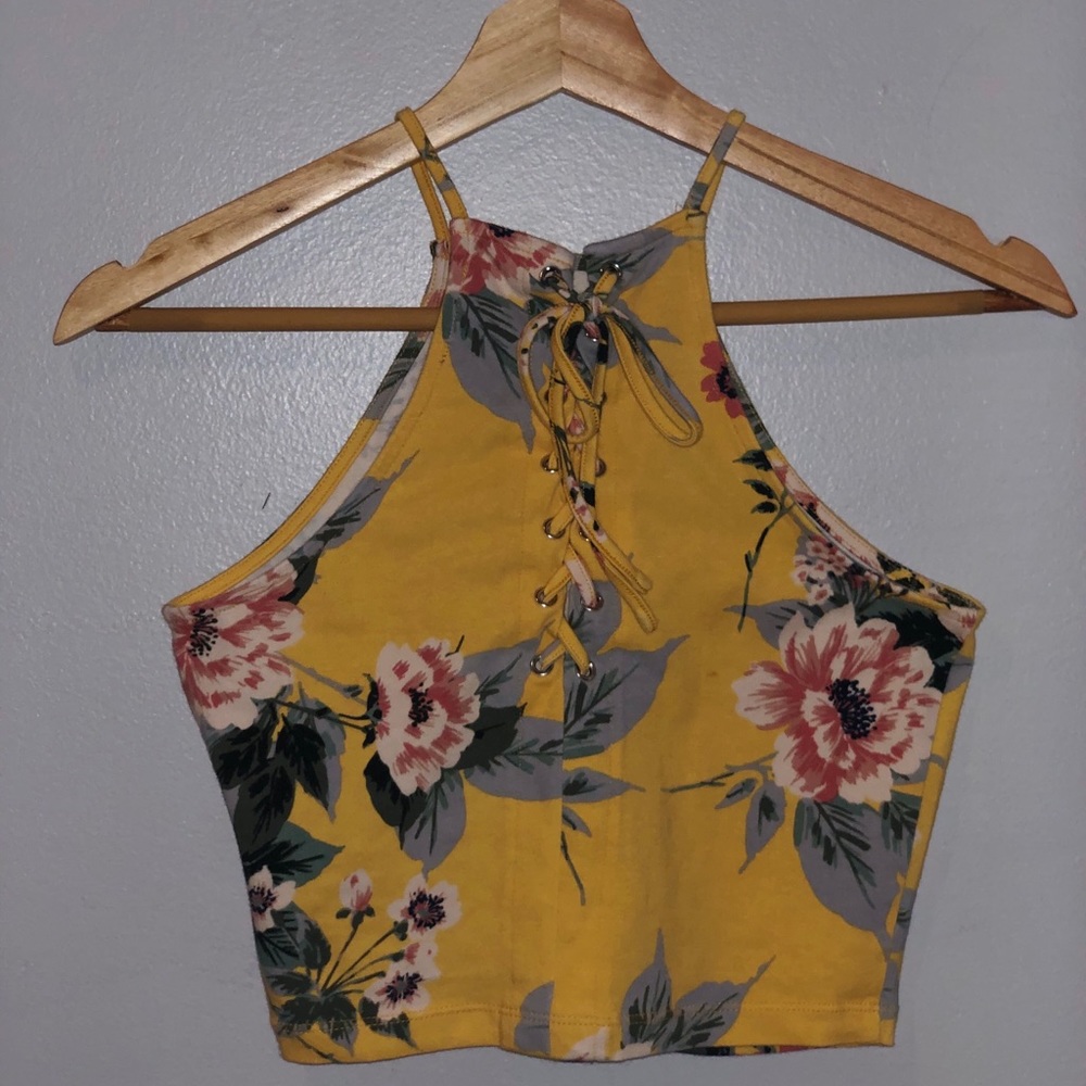 Crop top